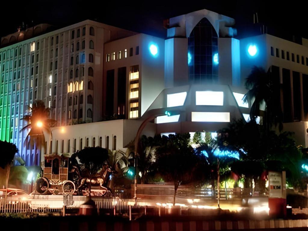 Hotel Ruposhi Bangla Dacca Exterior foto